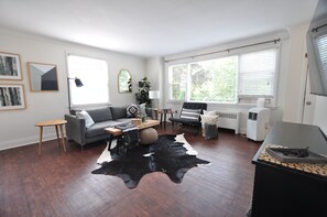 Smart TV, biblioteca musical y impresora