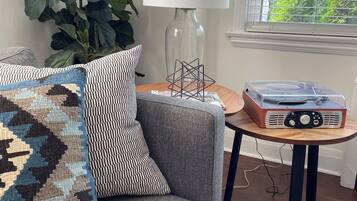 Smart TV, music library, printers