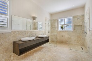 Villa | 6 bedrooms - Stunning 6BR Villa With Ocean View in Cap Cana (Punta Cana)