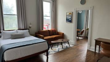Desk, iron/ironing board, free WiFi, bed sheets