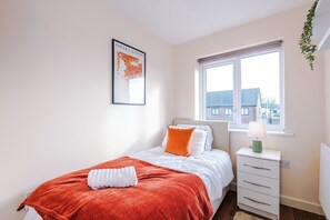 3 habitaciones, tabla de planchar con plancha y wifi gratis 