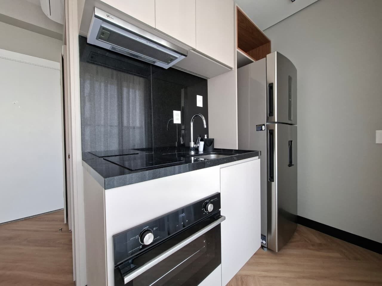 Premium Studio | Private kitchen | Fridge, microwave, stovetop, espresso maker