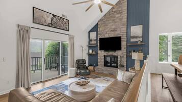 TV, fireplace, offices