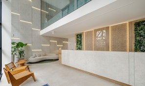 Basic Apartment | Lobby