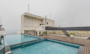 Basic Apartment | Pool | Outdoor pool