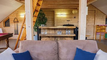 Smart TV, fireplace, table football, ping pong