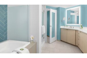 Shower, jetted bath, hair dryer, towels