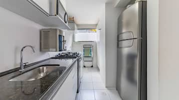 Basic Apartment | Private kitchen