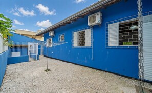 Exterior - 4BR Home w/ BBQ 100m From Beach Jat0355 (Bombinhas)