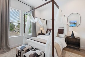 3 bedrooms, iron/ironing board, travel cot, free WiFi