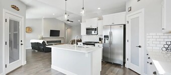 Sip, Stay and Ride- a charming wine themed home in Grand Junction