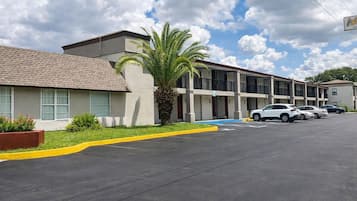 Parken ohne Service (kostenlos)