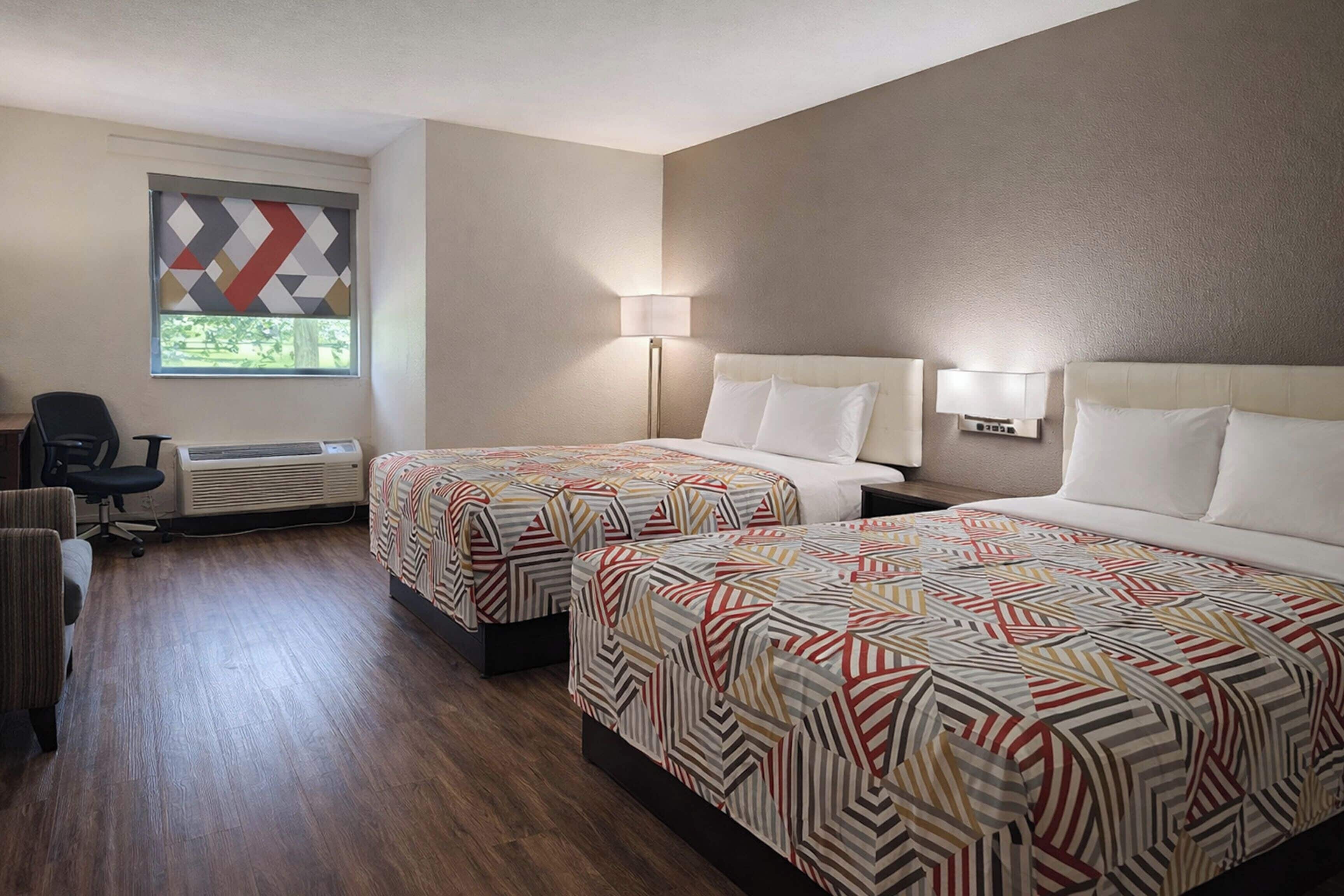 WiFi (free), bed sheets