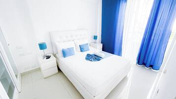 Deluxe Studio Suite, City View