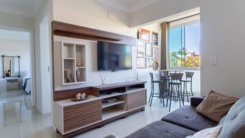 Basic Apartment | Living area