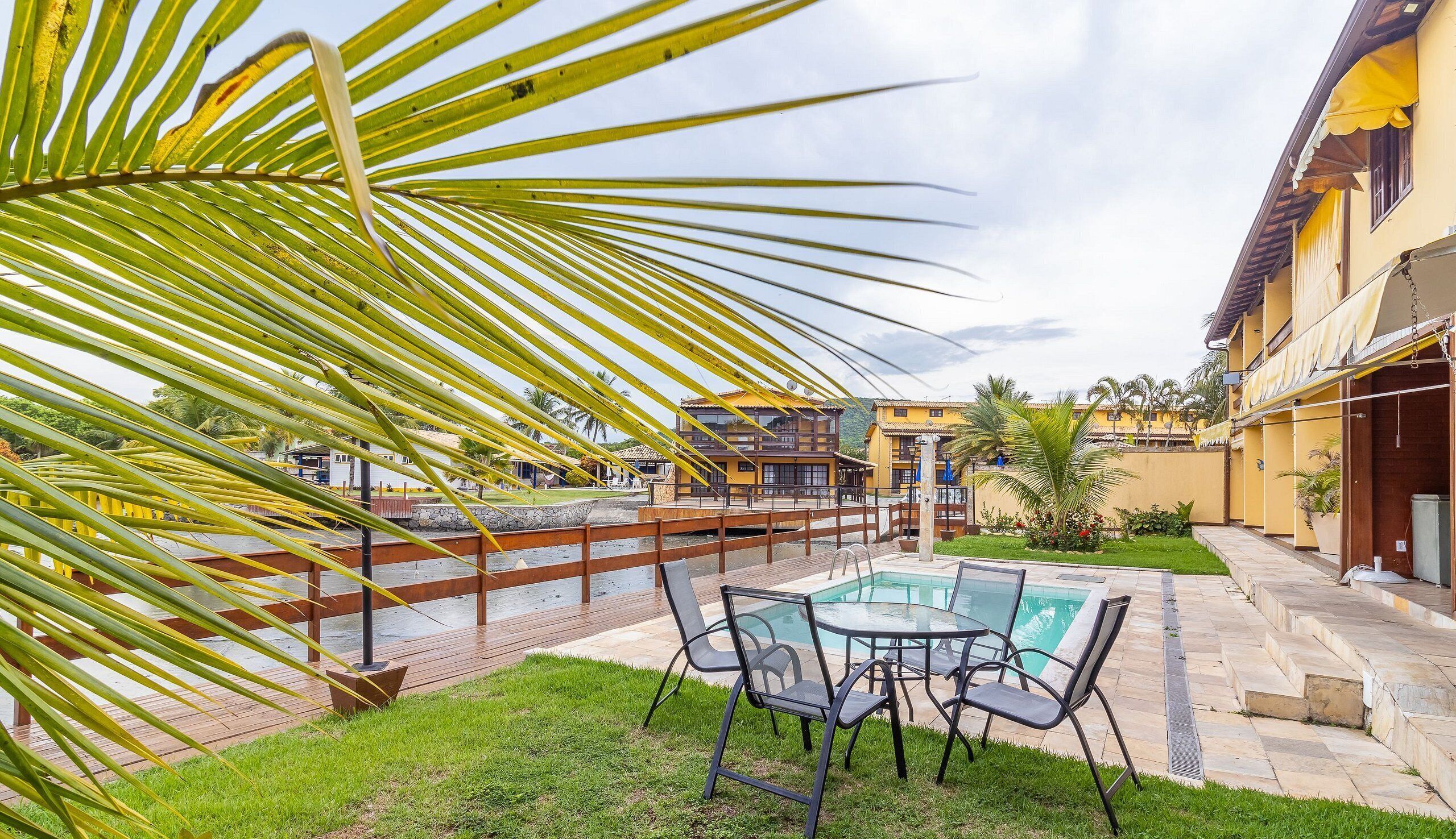 Villa | Buiten dineren