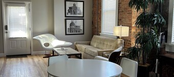 Hip 1-bedroom corporate apt located in Historic Downtown Tennille, GA with AC