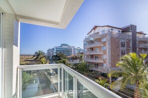 Basic Apartment | Lanai - Apt Between Braga Beach and Forte Beach - Fmi0218 (Cabo Frio)