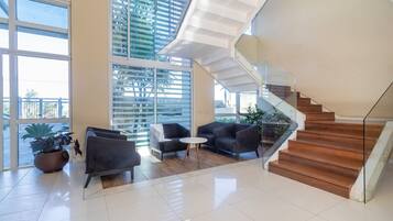 Basic Apartment | Interior