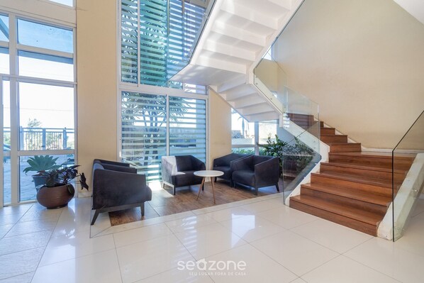 Basic Apartment | Interior