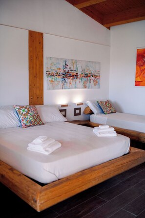 1 bedroom, in-room safe, free WiFi, bed sheets - Agritourism. Accommodation x 2 + 1 persons with outdoor kitchen. Garden view (Mazzarino)