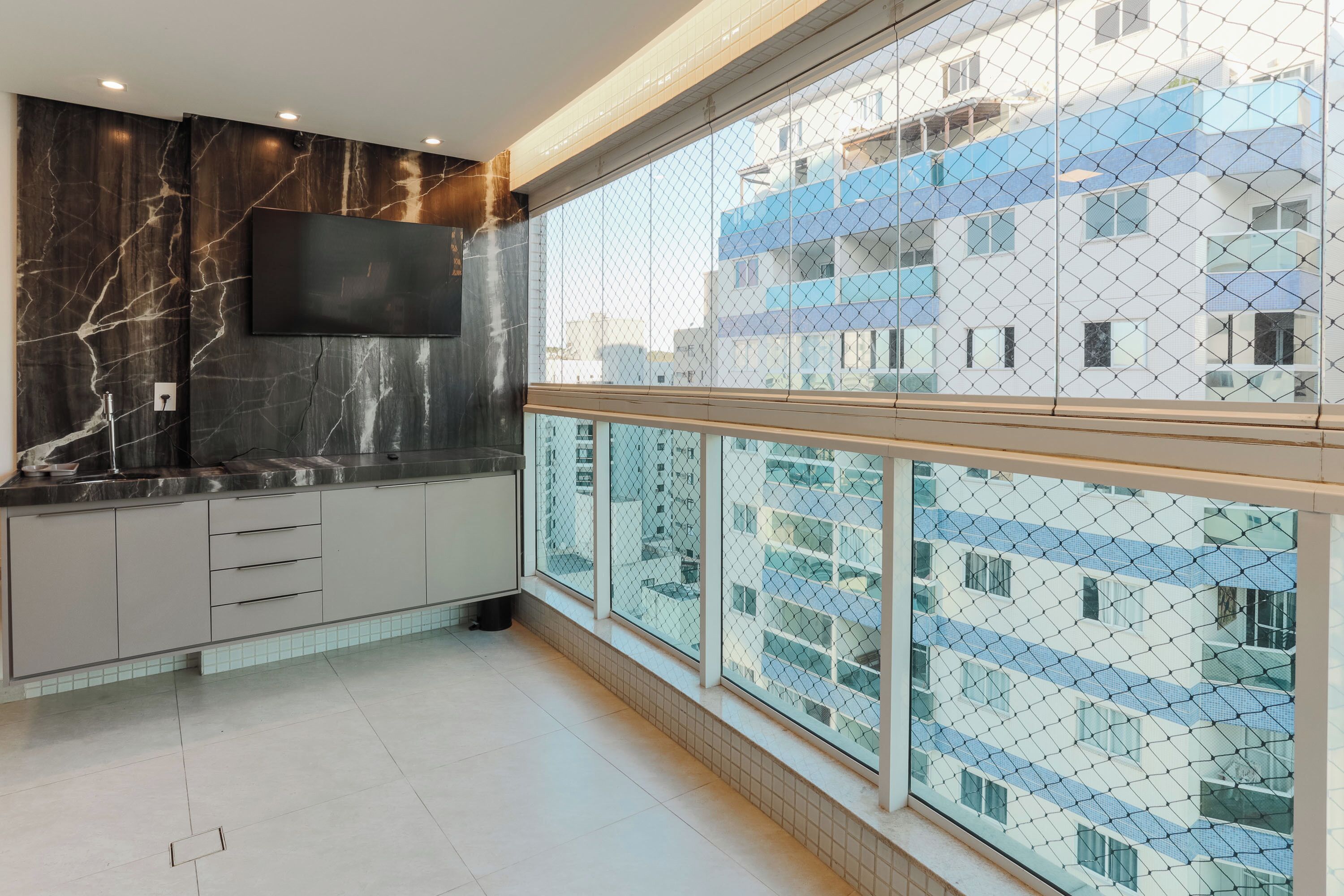 Basic Apartment | Living area | TV