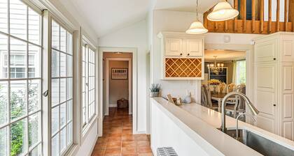 1 Mi to Vineyard: Serene Berkshires Country Escape