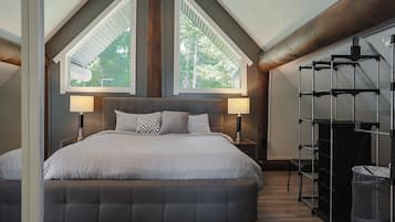 2 chambres, bureau, fer et planche Ă repasser, lit parapluie