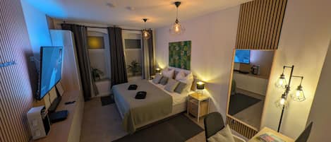 1 quarto, escrivaninha, quartos à prova de som