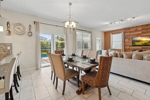 Dining - Fabulous 6 Bed Pool Home with Game Room-9084HS (Four Corners)