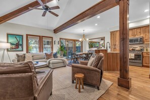 Smart TV, fireplace, books - Cozy retreat in central Park City (Park City)