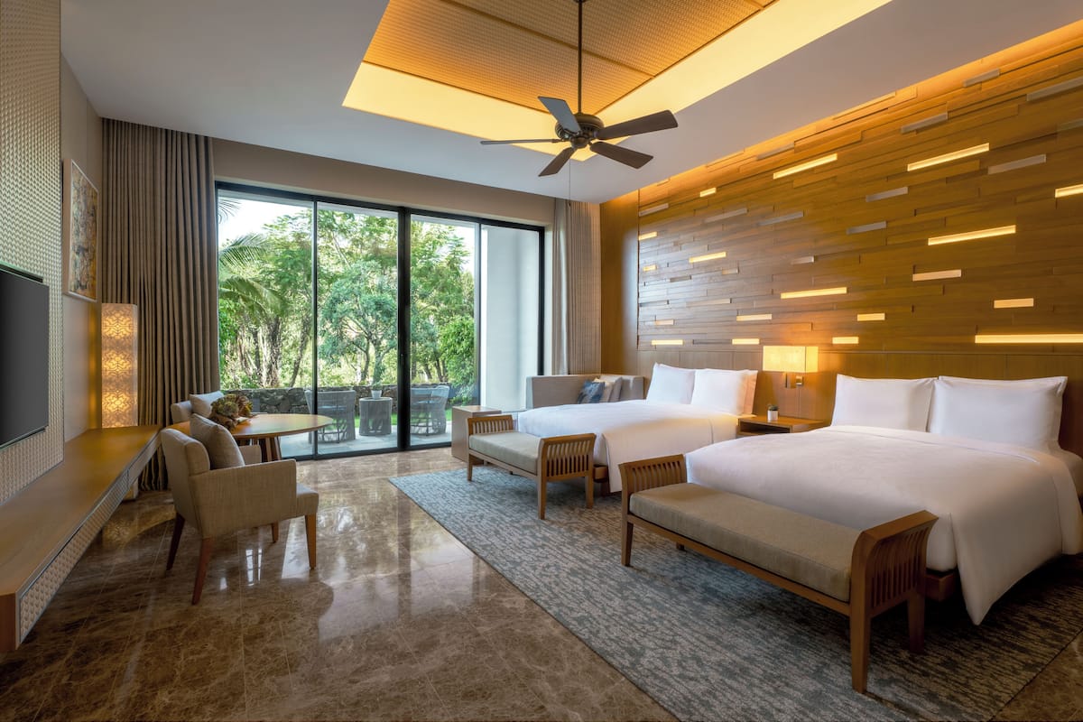 Deluxe Room, 2 Double Beds, Non Smoking, Balcony