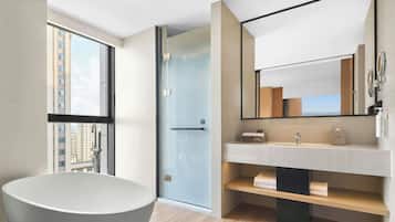 Executive Suite, 1 Katil Raja (King), City View | Bilik Mandi | Selipar