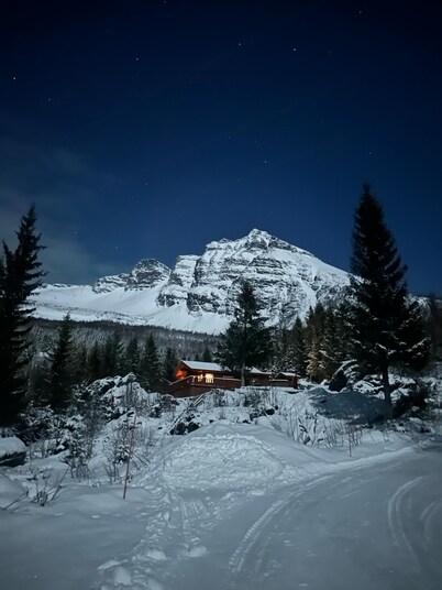 Maxi’s Cabin with Sauna and Jacuzzi