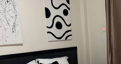 Perfect 2-bedroom apartment with AC near Cricket Stadium