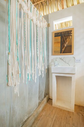 Bathroom - Manglare  (El Paredon)