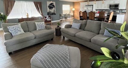 Fabulous chalet in Brandon with pool, with capacity for the whole family.