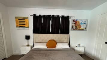 4 Schlafzimmer, Bügeleisen/Bügelbrett, kostenloses WLAN, Bettwäsche