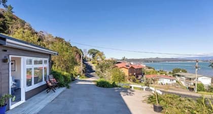 Oceanview Tiny Home Whiti