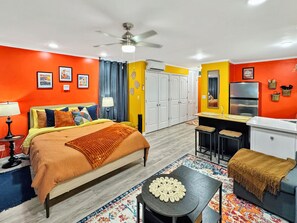 1 chambre, fer et planche à repasser, Wi-Fi, literie fournie