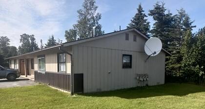 Ask about our 2025 SUBARU CAR RENTAL! Minutes from Kenai River. 2 bed 1 bath.