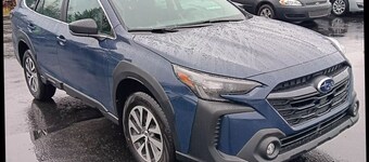 Ask about our 2025 SUBARU CAR RENTAL! Minutes from Kenai River. 2 bed 1 bath.