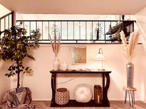 Interior - Spacious DTC Getaway -  Hot Tub, FirePit, GameRoom - Ideal for Families & Groups (Centennial)