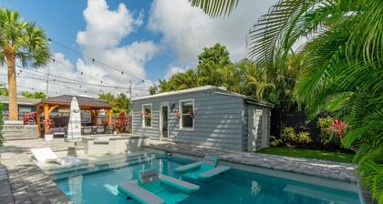 La Casita- Hot Tub, Pool, and guest house