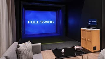 Campo de práctica de golf bajo techo