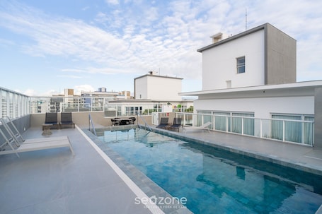 Basic Apartment | Pool | Outdoor pool