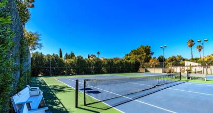 Del Rio Luxe | Design-Driven 3BR Home with Pools & Tennis