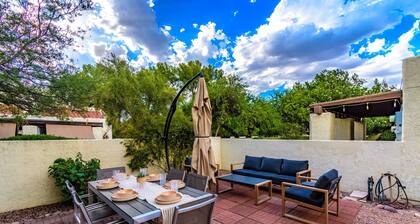 Del Rio Luxe | Design-Driven 3BR Home with Pools & Tennis