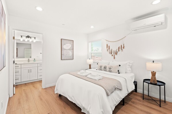 3 bedrooms, WiFi, bed sheets