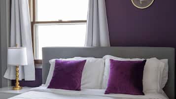 5 bedrooms, desk, iron/ironing board, free WiFi